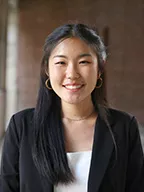 Abigail Kim headshot